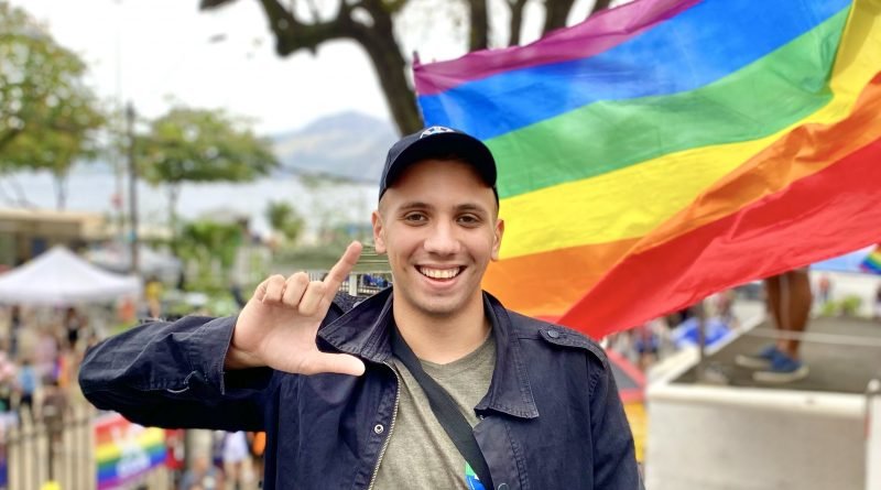 Bloco de Fernando Bertozzi será a única atração para o público LGBT no carnaval de Búzios